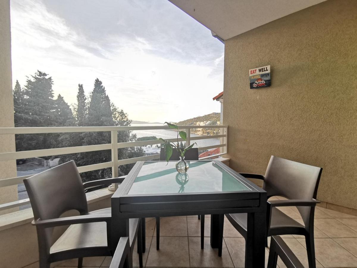 Apartment Zara ดูบรอฟนิก ภายนอก รูปภาพ